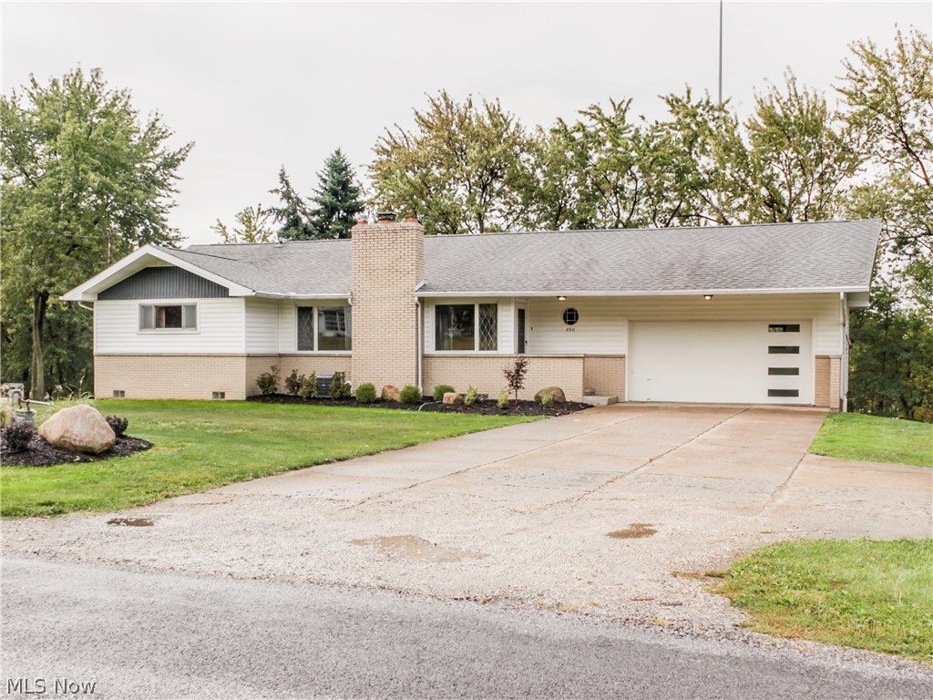 Beautiful fully updated 3 bedroom ranch for lease! This one is going to go fast. Updated kitchen. New carpeting. New flooring. New paint. New everything! Relax in the living room with the gas fireplace. HUGE family room, laundry, workshop area, and full bath in the basement. Awesome enclosed deck off the kitchen. Excellent location with nearby shopping and highway access. 

 $35/application for each adult occupant.  We screen for credit, criminal, and eviction history.