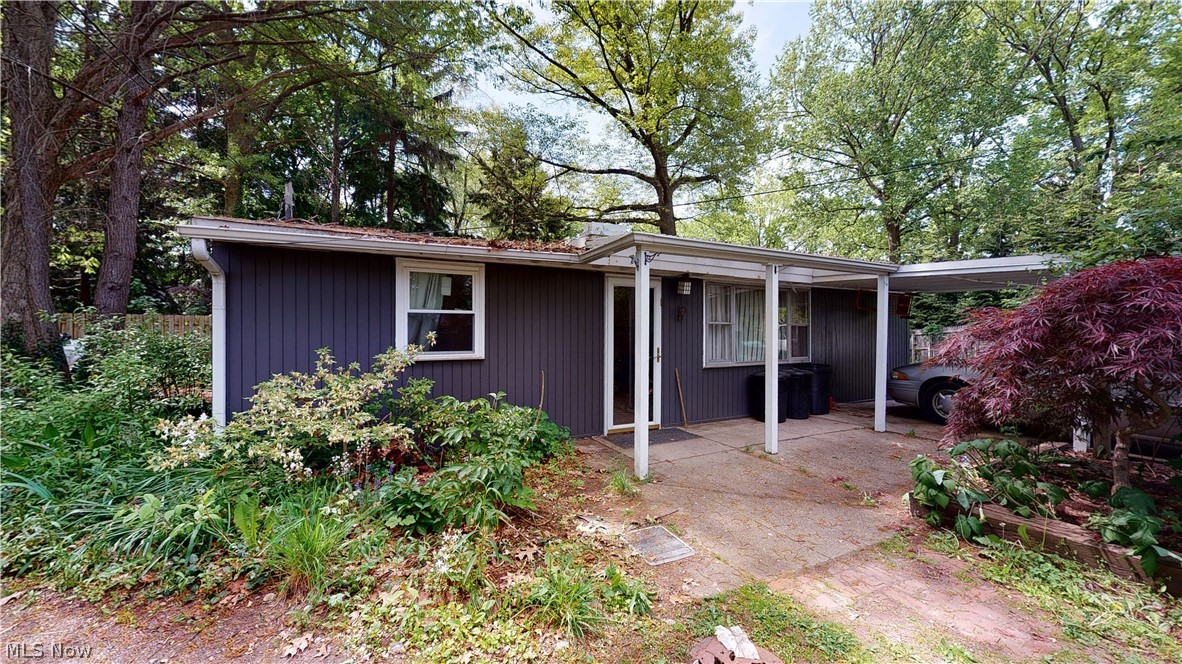 This listing is 2 parcels with 2 homes for sale and are to be sold as a package deal.  One home is a 3 bed 1 bath and the second home is 2 bed and 1 bath. The larger home is being rented for $1,000 a month and the smaller home is being rented for $750 a month.