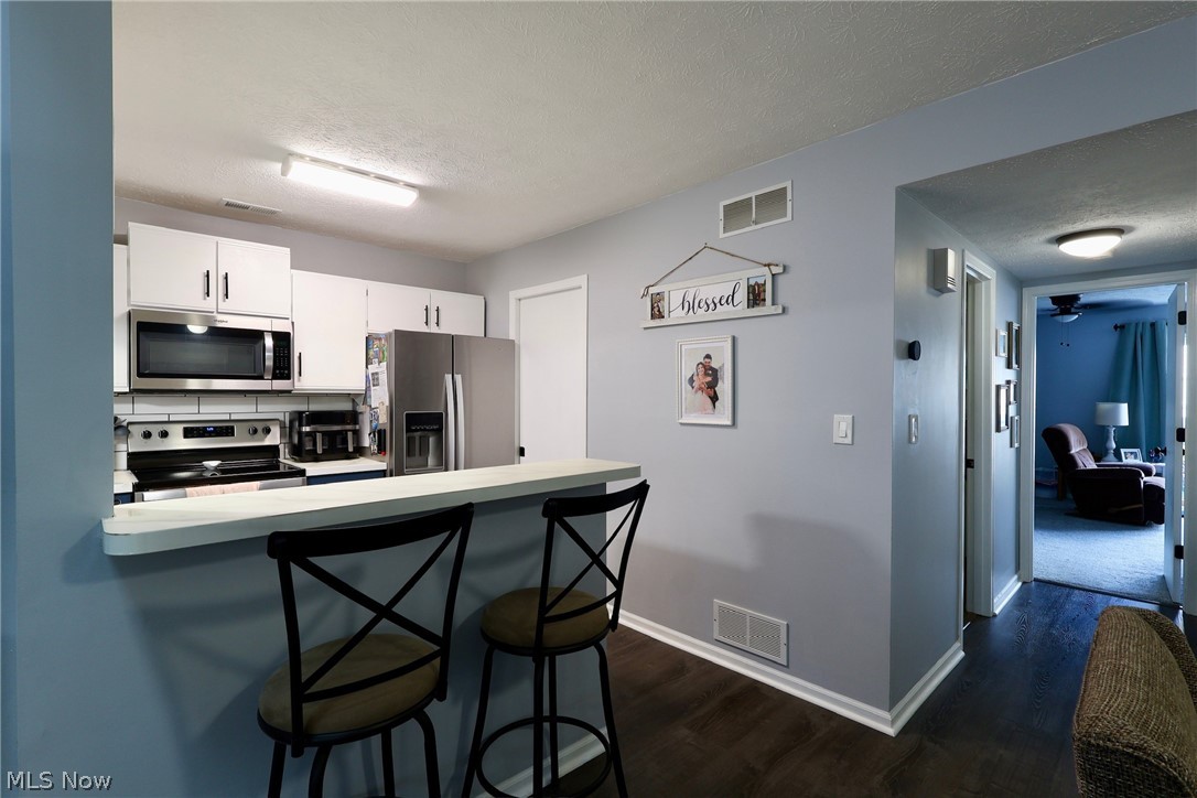 Lake Pointe Condo - Residential