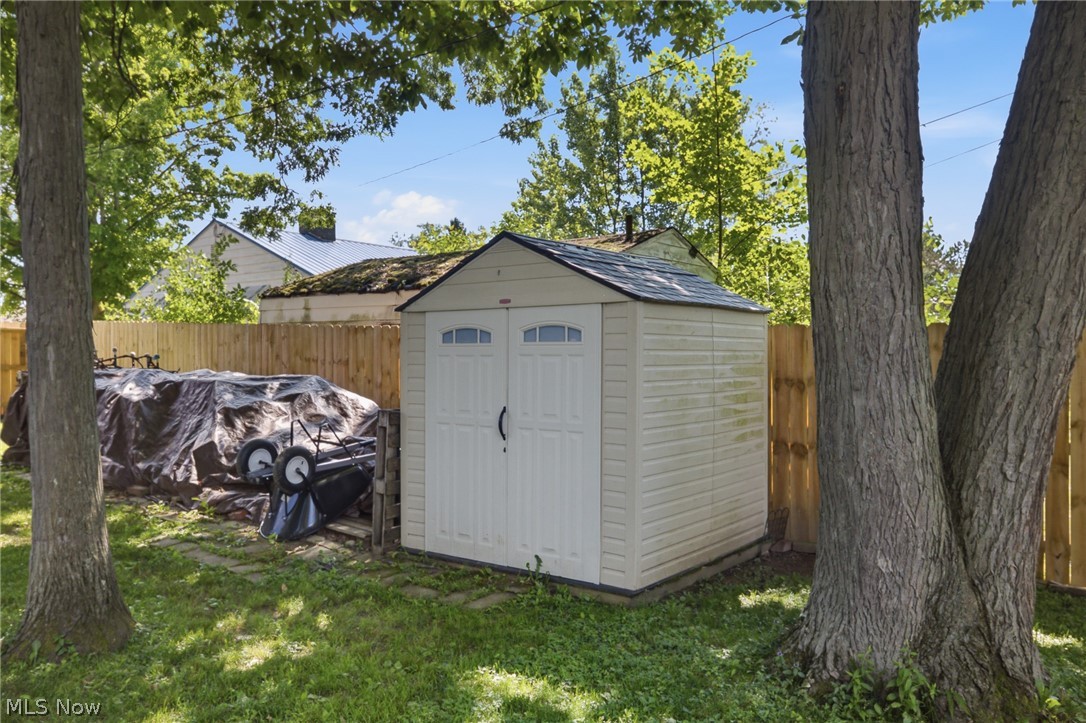 Colonial Lanes Third Add - Residential