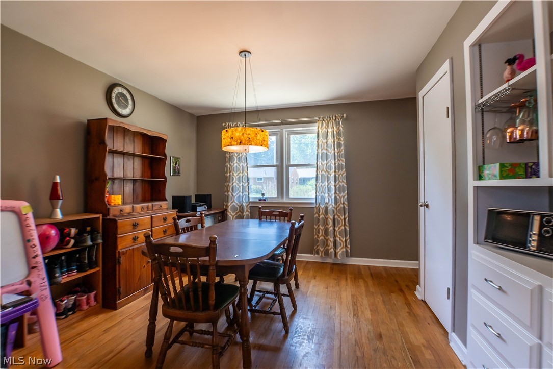 T J Bidwells Add 03 - Residential