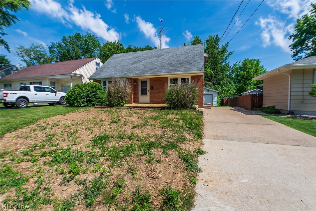 T J Bidwells Add 03 - Residential