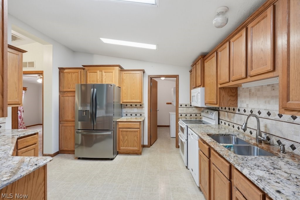 Lake Shore Hlnds - Residential
