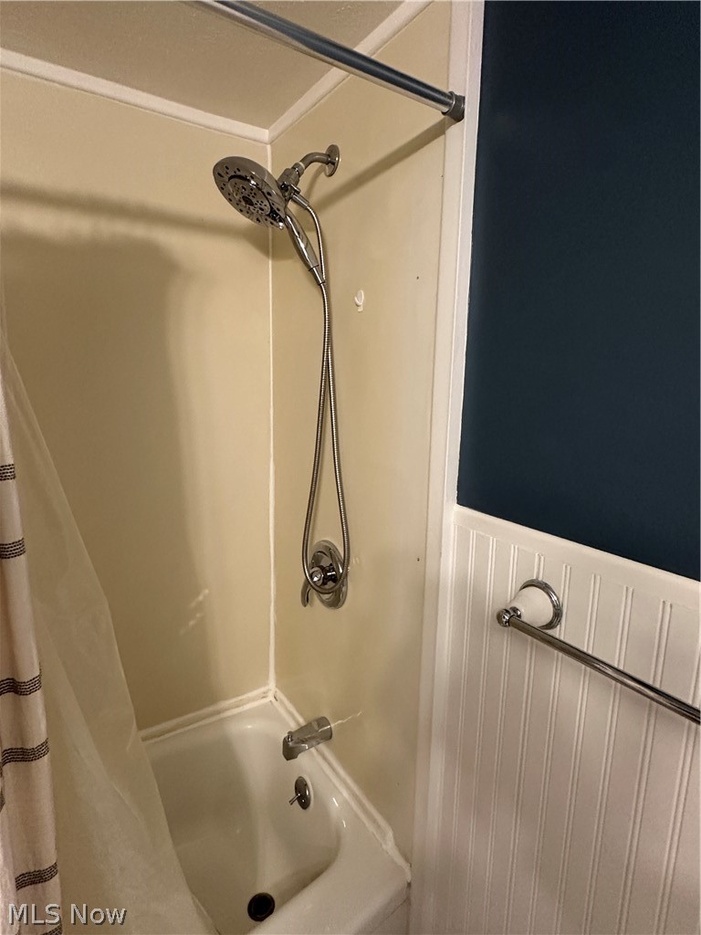 Golden Oaks Condo - Residential