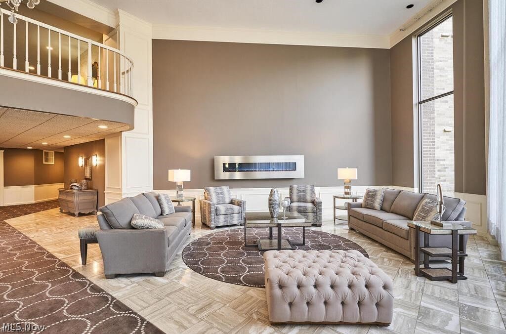 Acacia/Green Condo - Residential