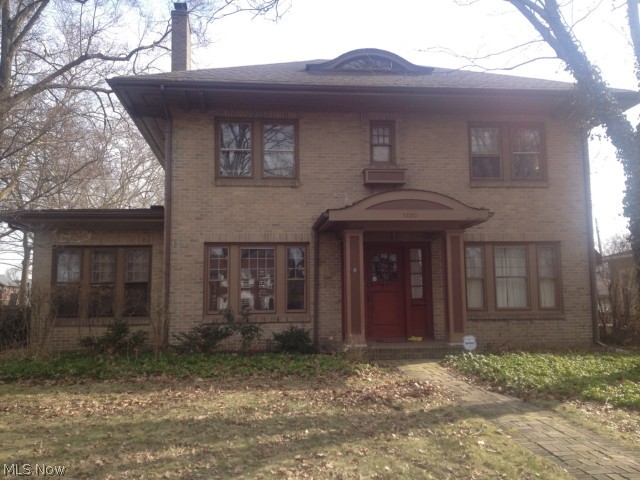 Stately and spacious home available for rent in West Akron! Dont miss this 3 bedroom 1.5 bath center hall colonial with an updates kitchen and baths and gorgeous natural woodwork throughout .  The first floor boasts a formal dining and living room with a fireplace, an office/den, and updated eat in kitchen. Very nice sized bedrooms rooms and a very spacious bathroom on the second floor. Modern paint colors throughout. 
Full basement and attic for plenty of storage.  Fully fenced back yard and attached garage leave this property with nothing to be desired!