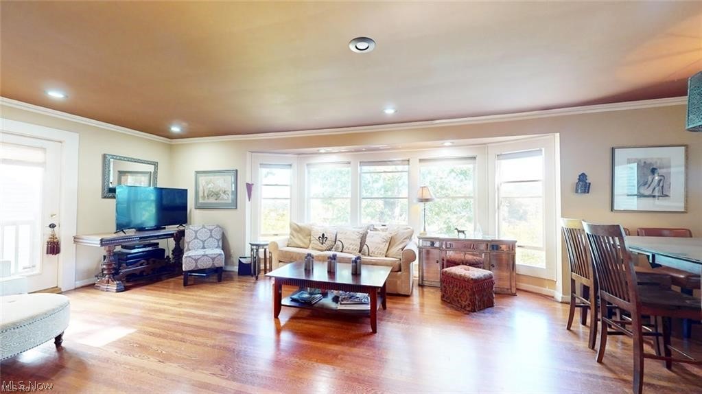 Mathews & Gilbert - Residential