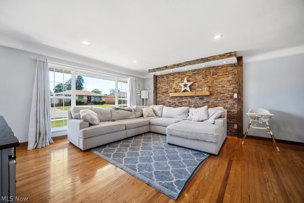 Seven Hills Prop Inc 05 - Residential