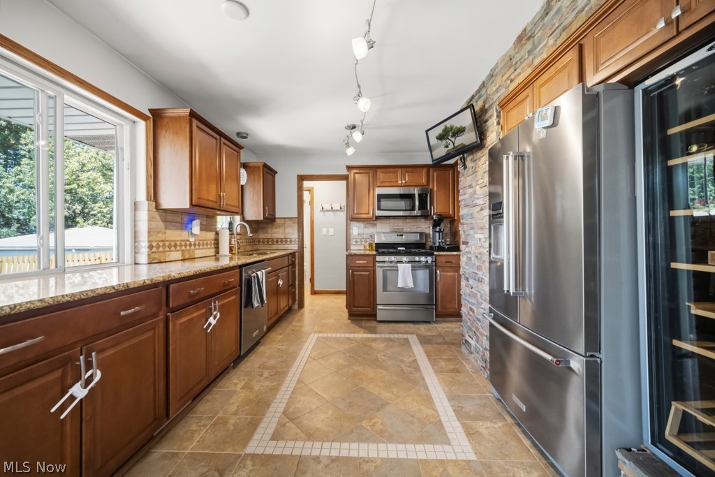 Seven Hills Prop Inc 05 - Residential