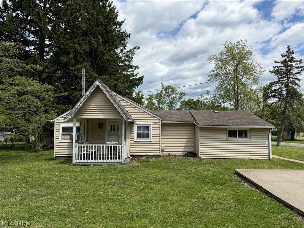 Great investment opportunity!!  Prime Portage Lakes/ Coventry location situated on spacious, level corner lot (82x122), quiet street and full of potential!  Footprint (1,052 s.f.) ranch presently having 2 bedrooms, 1 bath, quaint covered front porch, vinyl siding, storage building, concrete parking pad, and public sewer.  Coventry School District.   Convenient location to Portage Lakes, Akron and Barberton.  Check out 109 Orton Drive…whether looking for a flip or long term rental!!

Property being sold as is!