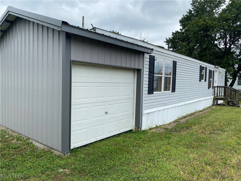 Onstines Add - Commercial Lease