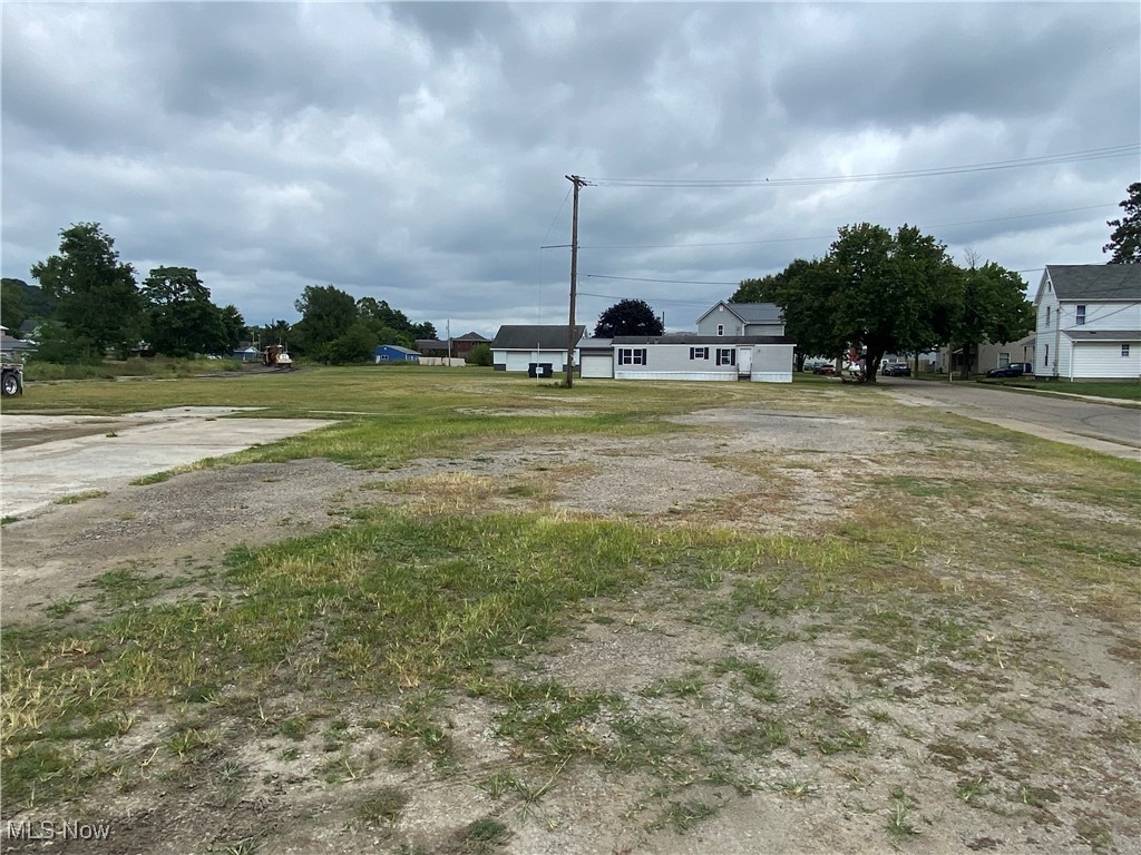 Onstines Add - Commercial Lease