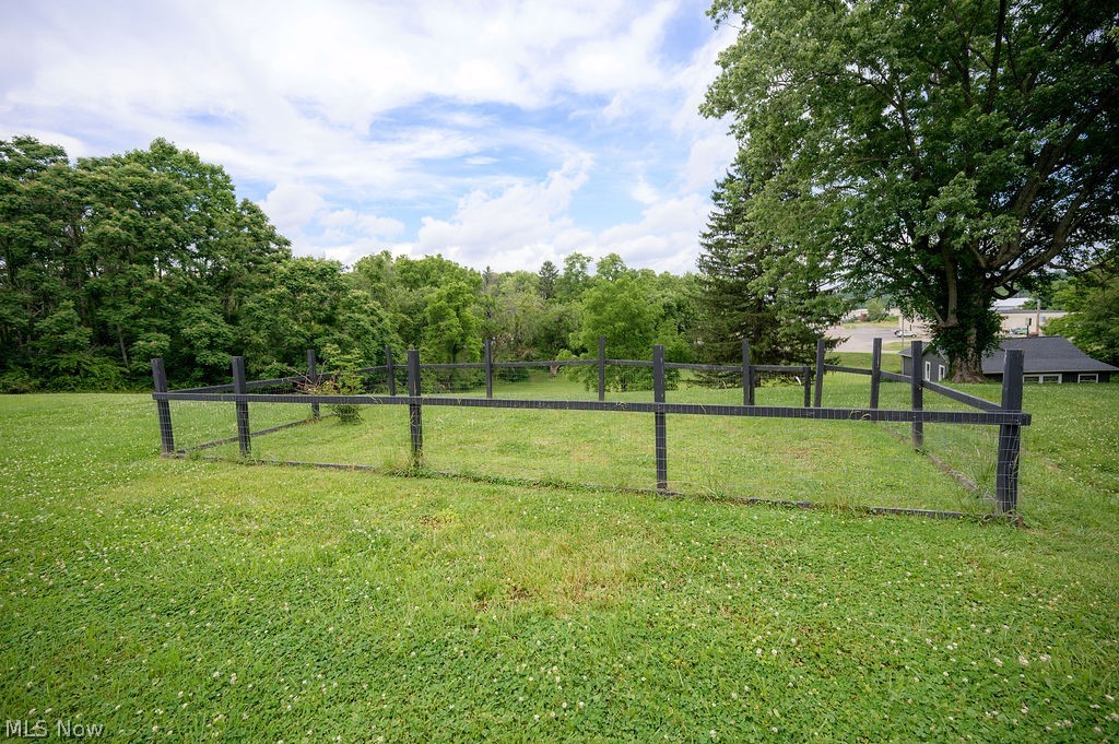 Donald R Hayes & Wanda C Hayes - Residential