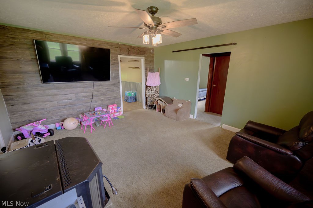 Donald R Hayes & Wanda C Hayes - Residential