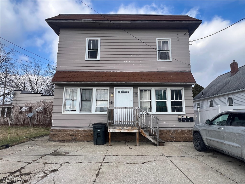 Excellent investment opportunity with immediate income potential! This is a well maintained four-unit property, featuring three occupied units currently generating rental income, while the fourth unit is vacant and ready for a new tenant or owner occupant. Whether you're looking to expand your investment portfolio or purchase your first multifamily property, this building offers a solid combination of existing cash flow and upside potential. Conveniently located with access to shopping, dining, schools, major highways, and other local amenities. Don't miss the opportunity to own a versatile income-producing property with room to add value.