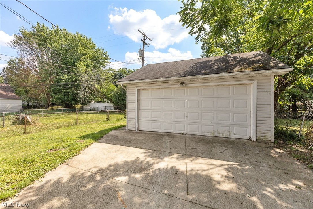 Maple Heights 04 - Residential
