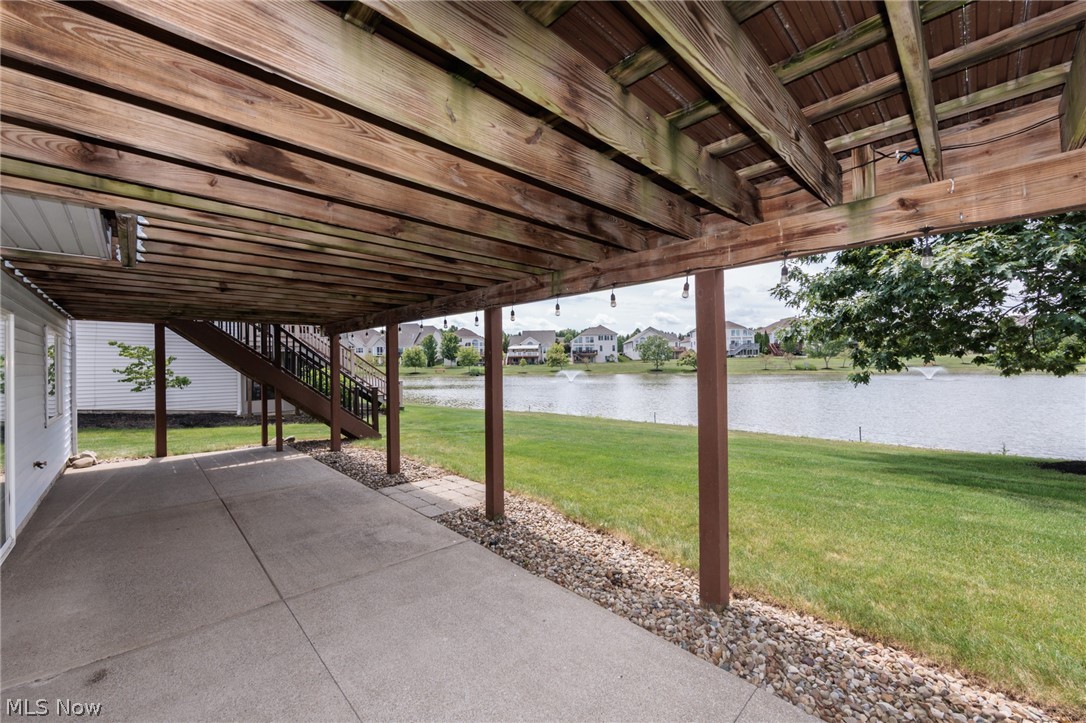 Country Lakes At Fox Meadows - Residential