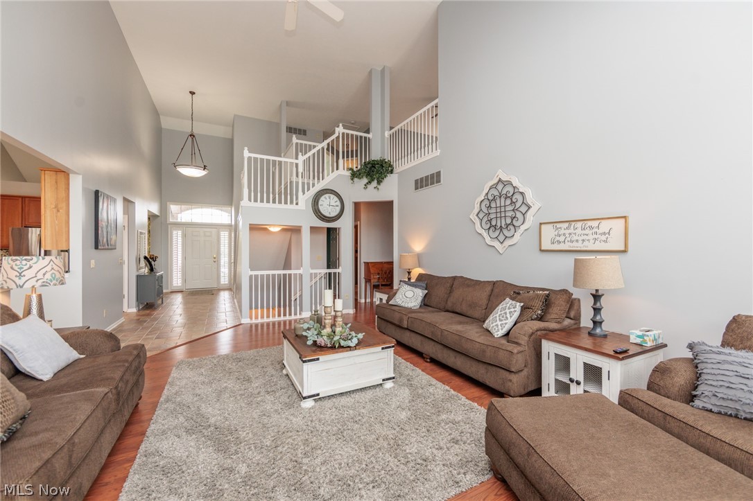 Country Lakes At Fox Meadows - Residential