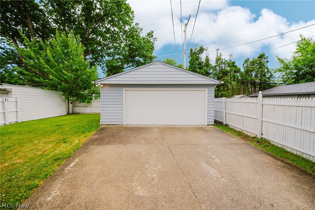 Maple Heights - Residential