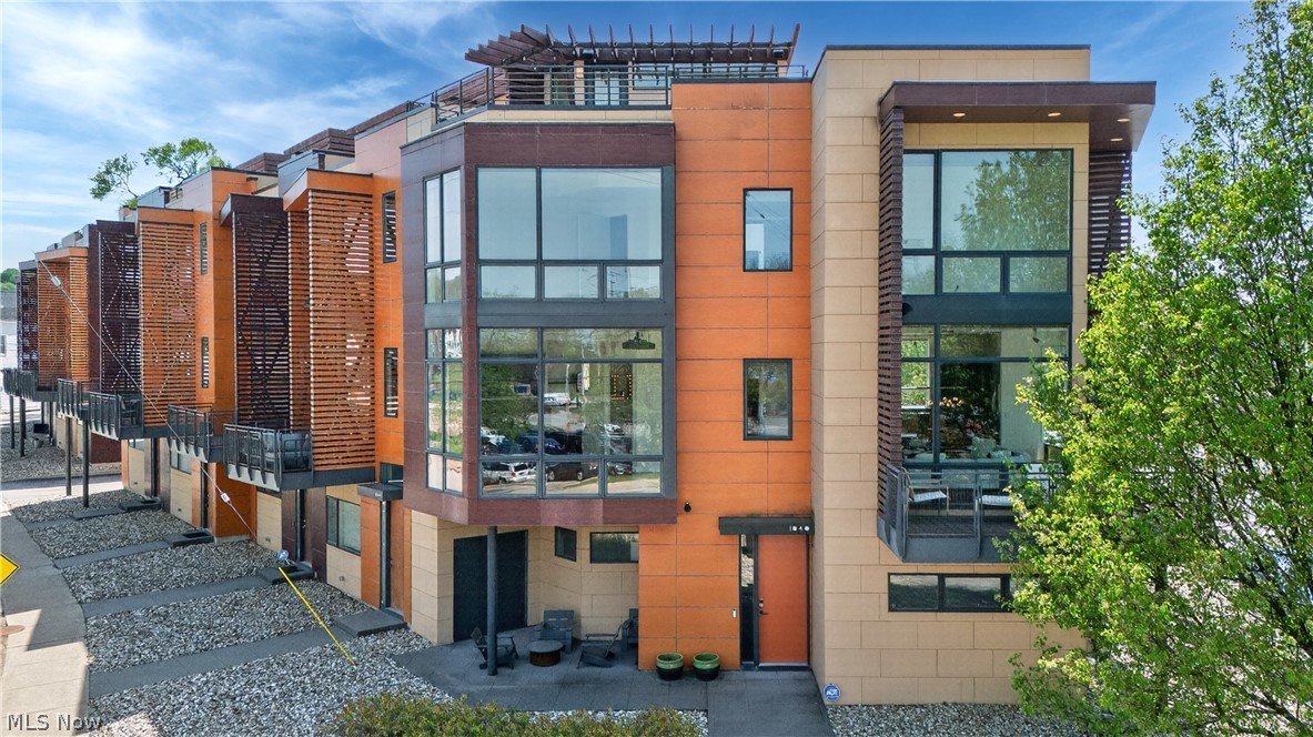 27 Coltman - Residential