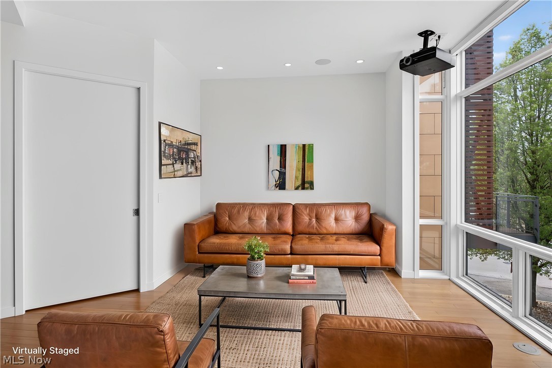 27 Coltman - Residential
