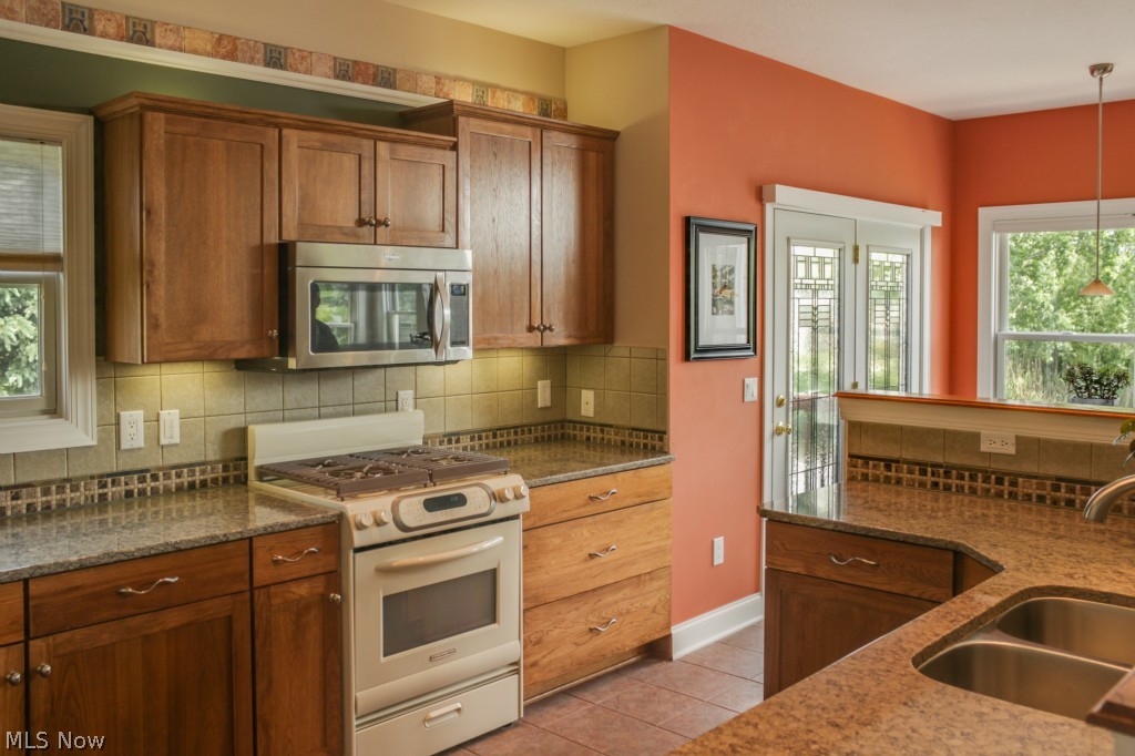 Lakes/Franklin Mills Condo - Residential