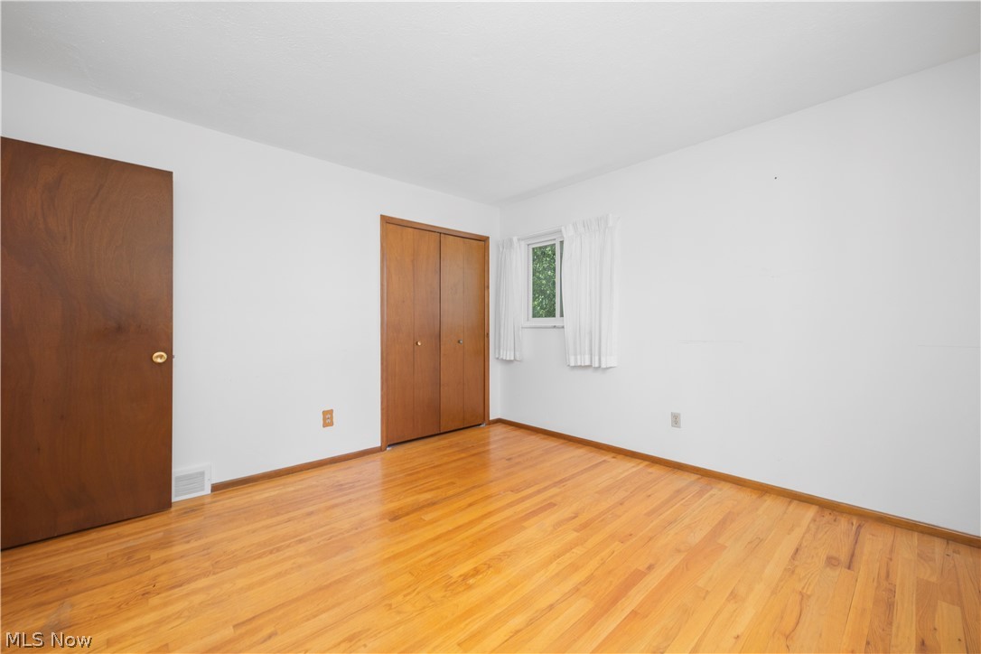 Hinckley Lake Homes - Residential