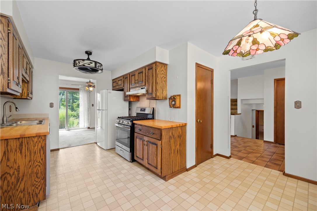 Hinckley Lake Homes - Residential