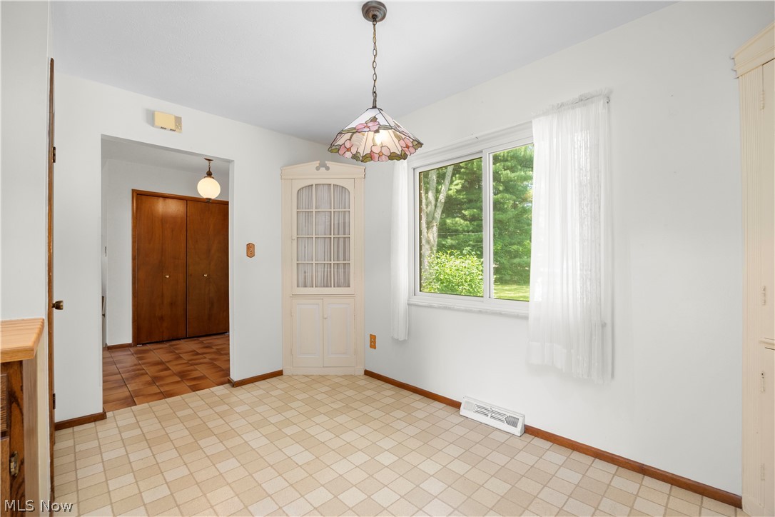 Hinckley Lake Homes - Residential