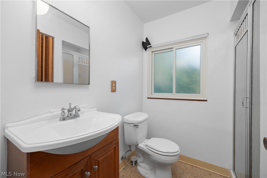Hinckley Lake Homes - Residential
