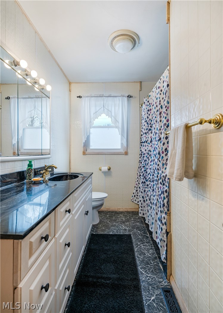 Country Club Estates - Residential