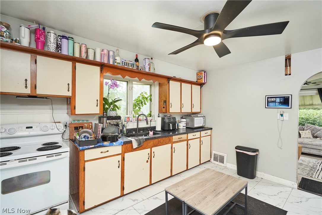 Barberton Realty Cos Westside - Residential
