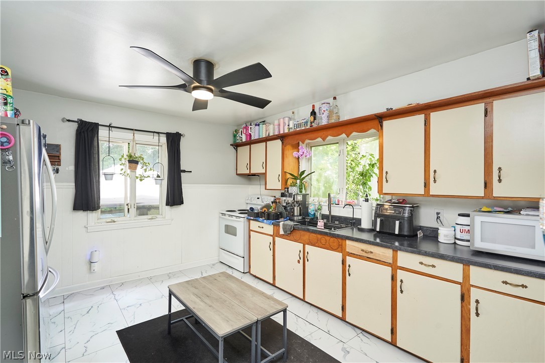 Barberton Realty Cos Westside - Residential