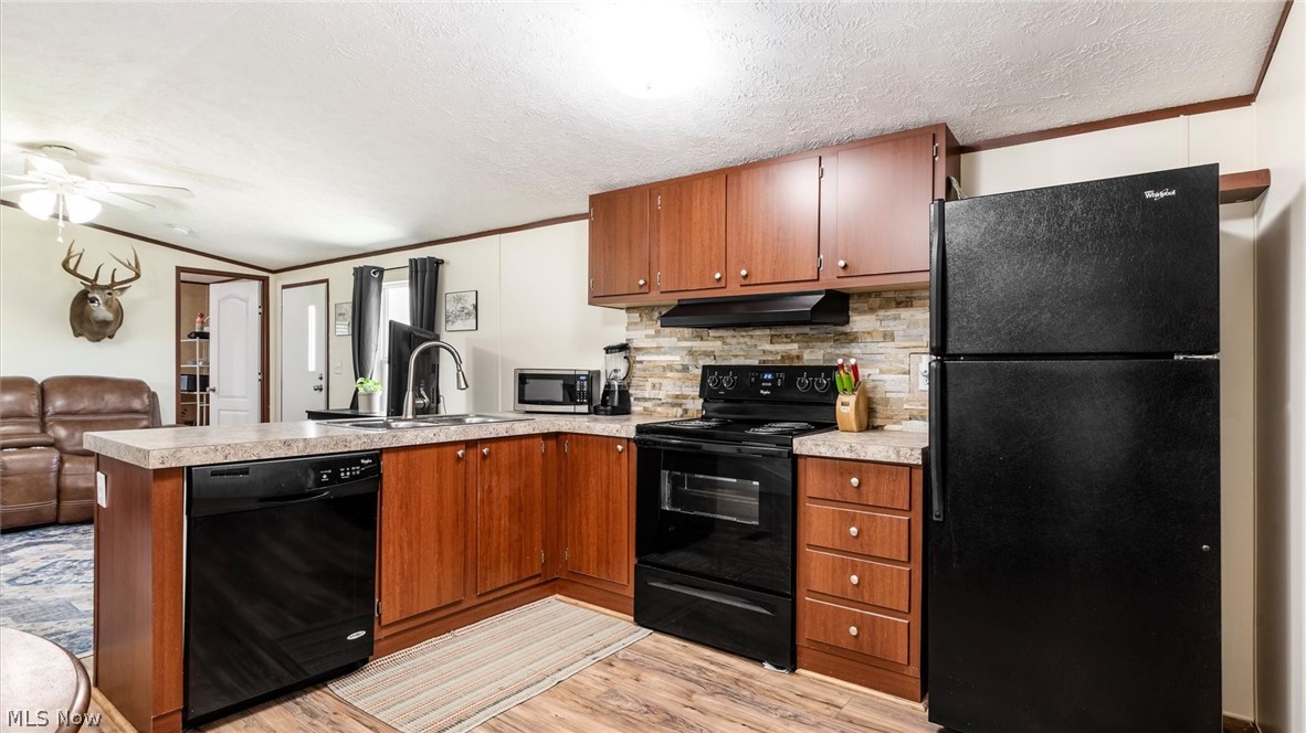 Chateau Estates - Residential