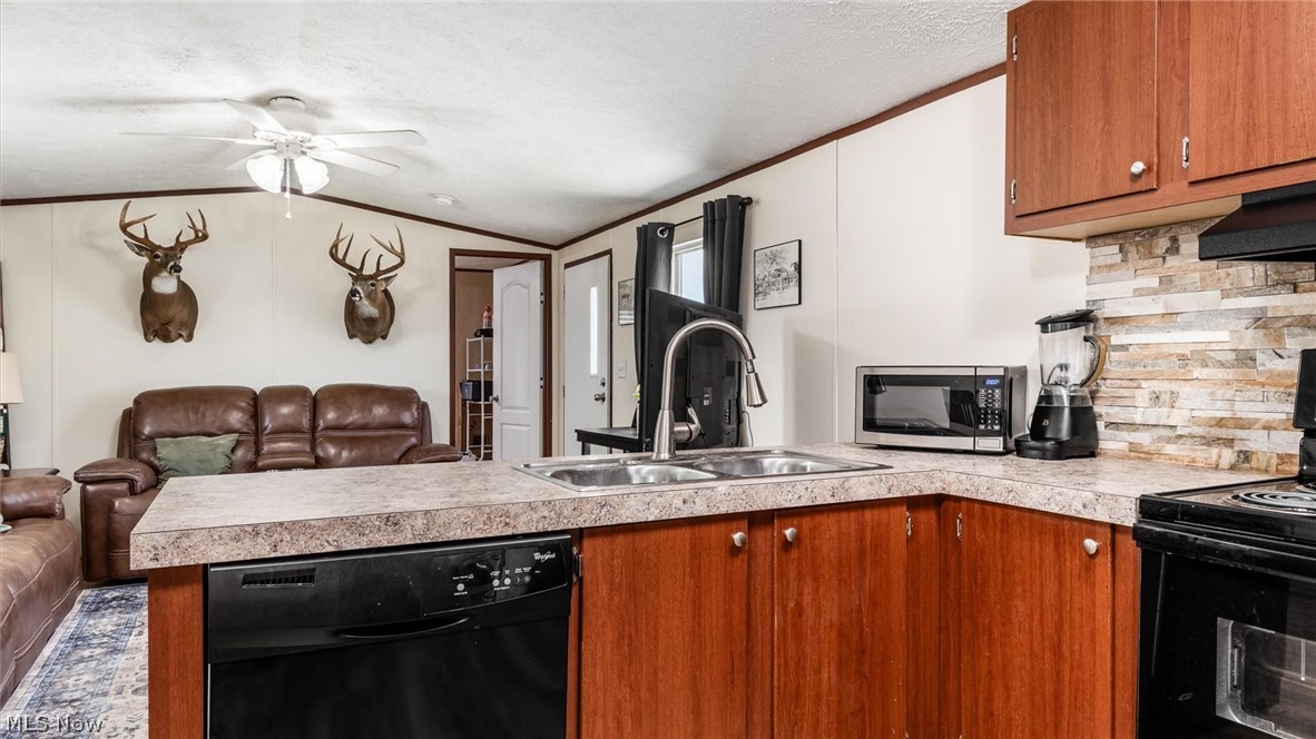 Chateau Estates - Residential