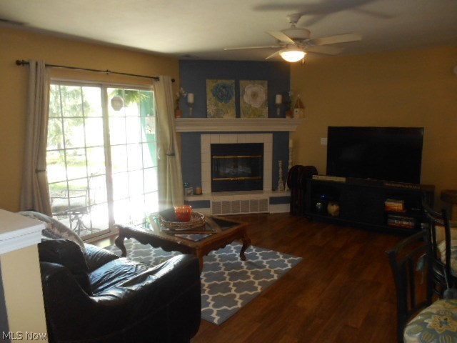 Lenox Village Condo Ph 02 - Residential