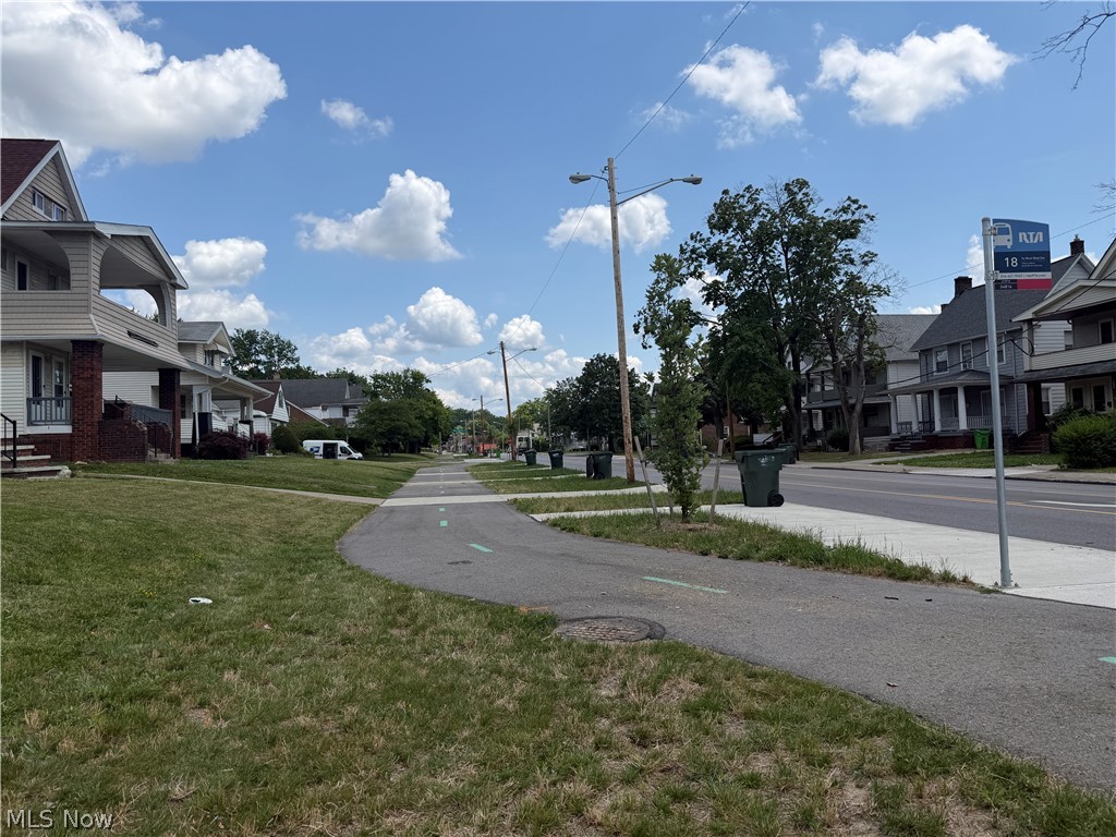 Garfield Blvd - Residential