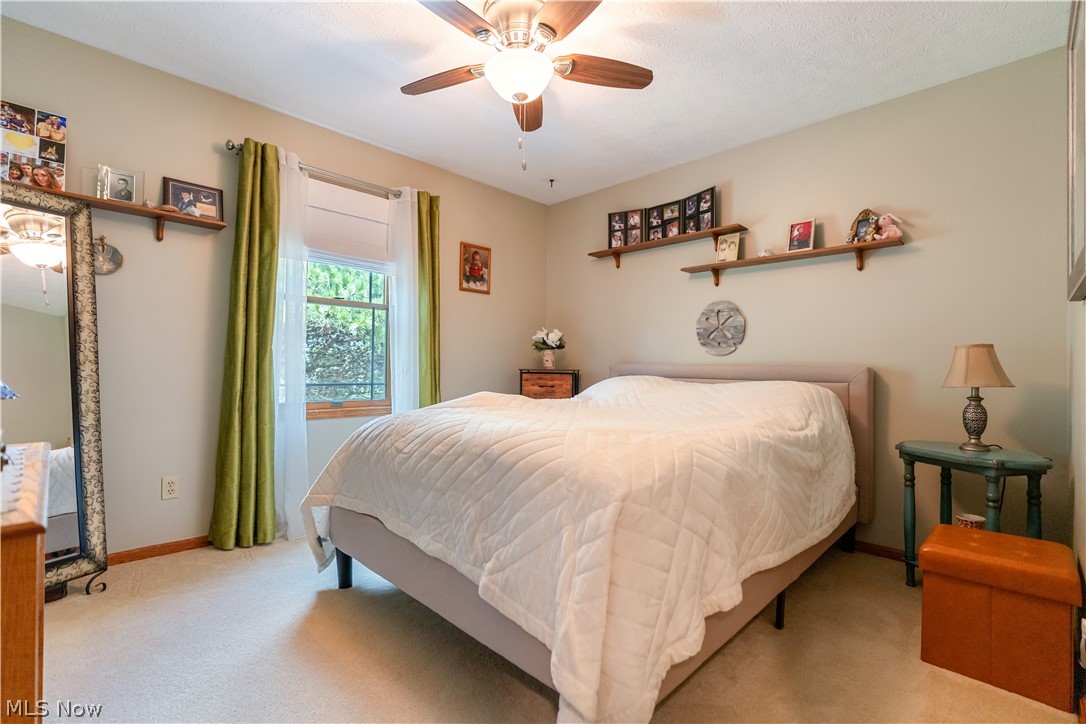Pines Hollow - Residential