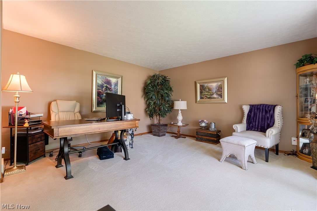 Pines Hollow - Residential