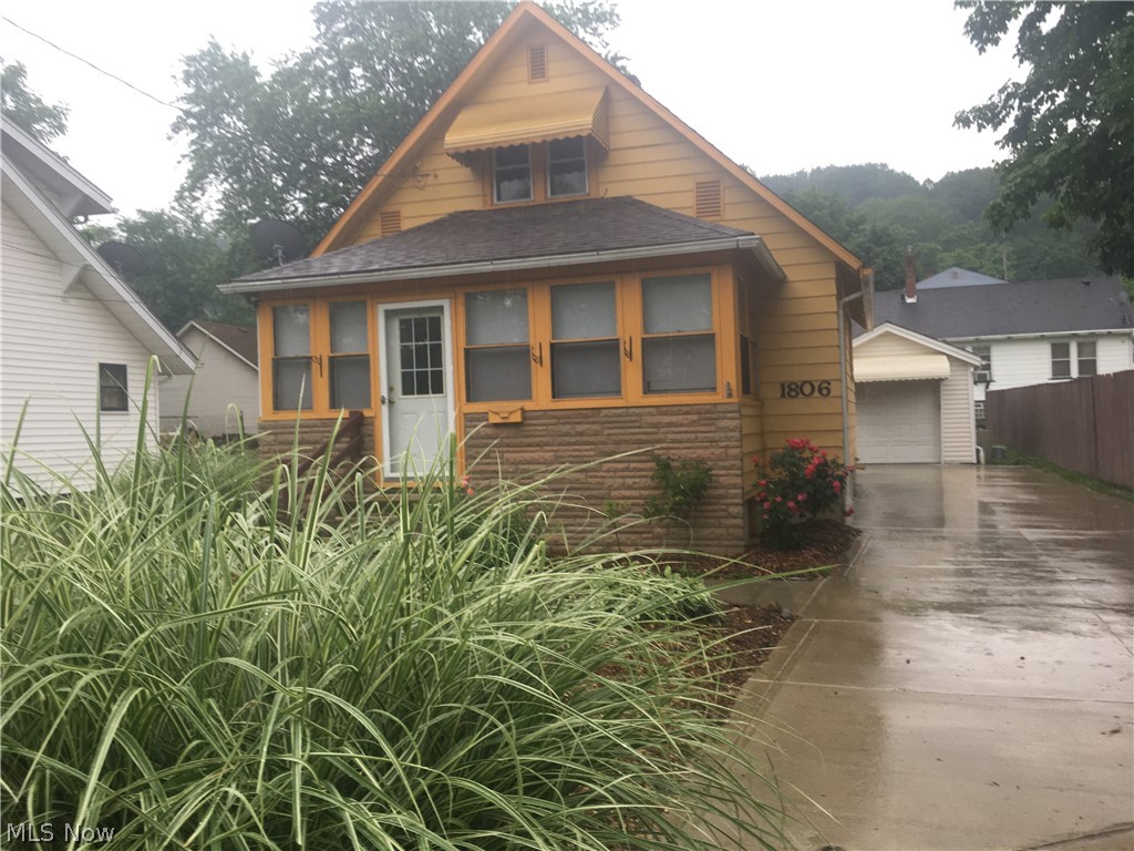 Helfers Summit Lake View - Residential Lease