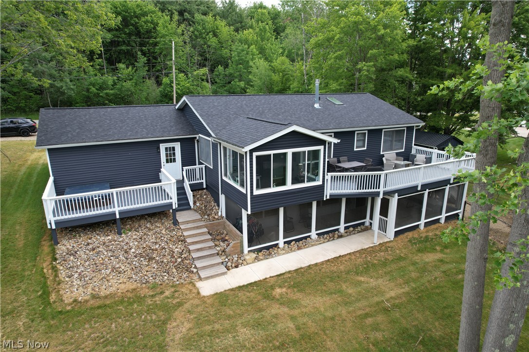 Roaming Rock - Residential