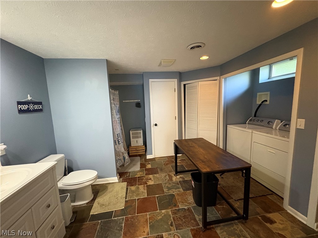Roaming Rock - Residential