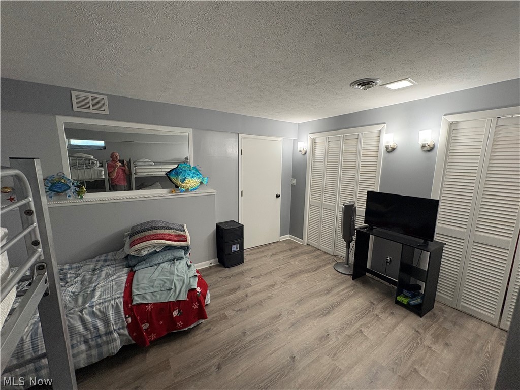 Roaming Rock - Residential
