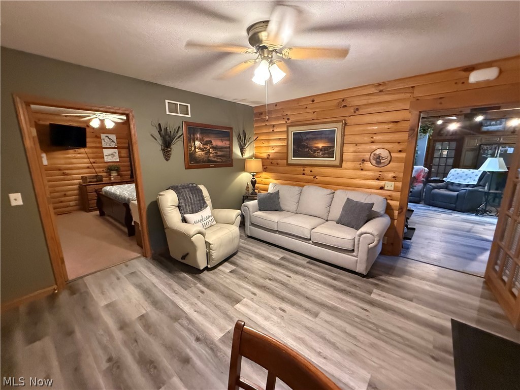 LAKE BUCKHORN - Residential