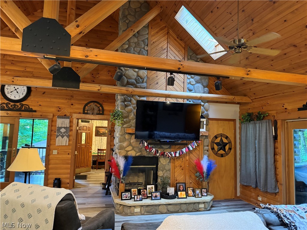 LAKE BUCKHORN - Residential
