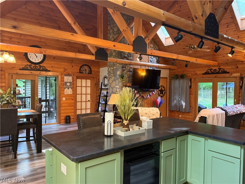 LAKE BUCKHORN - Residential