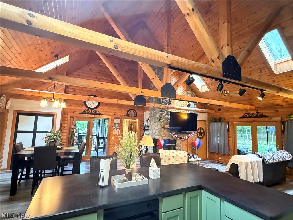 LAKE BUCKHORN - Residential