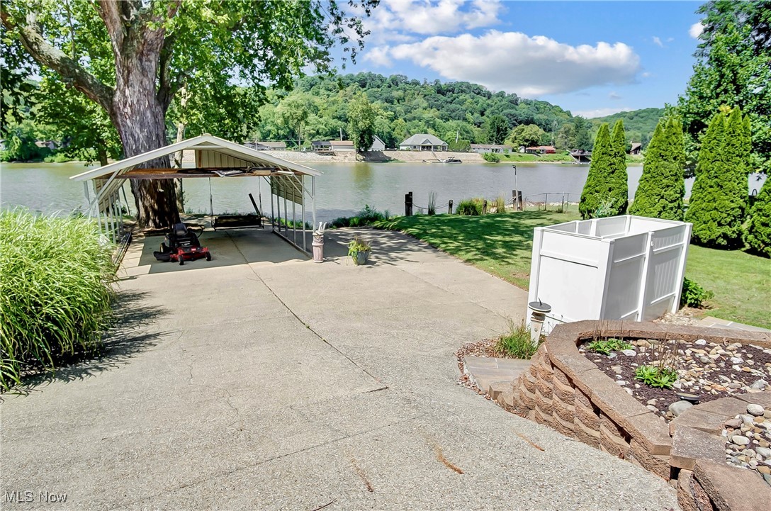 Riverview Manor - Residential