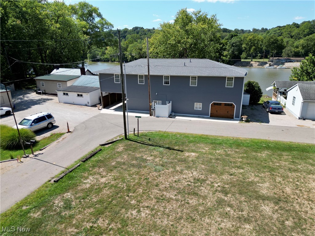 Riverview Manor - Residential