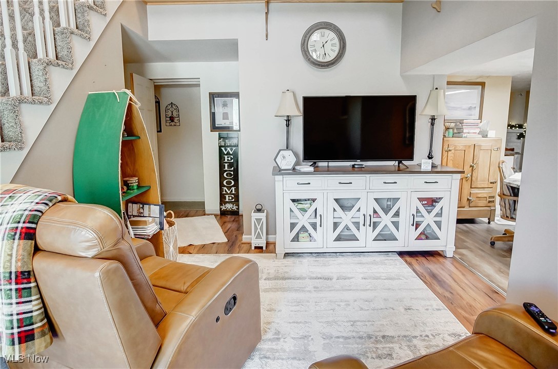 Riverview Manor - Residential